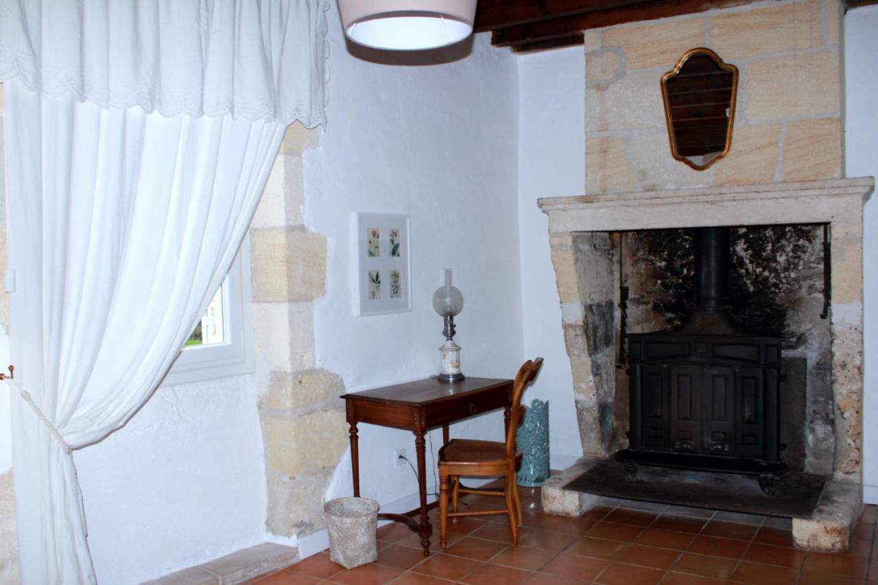 Saint-Michel-de-Montaigne Relais De La Renaissance Bed & Breakfast エクステリア 写真