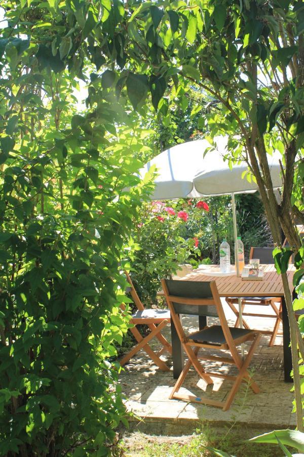 Saint-Michel-de-Montaigne Relais De La Renaissance Bed & Breakfast エクステリア 写真
