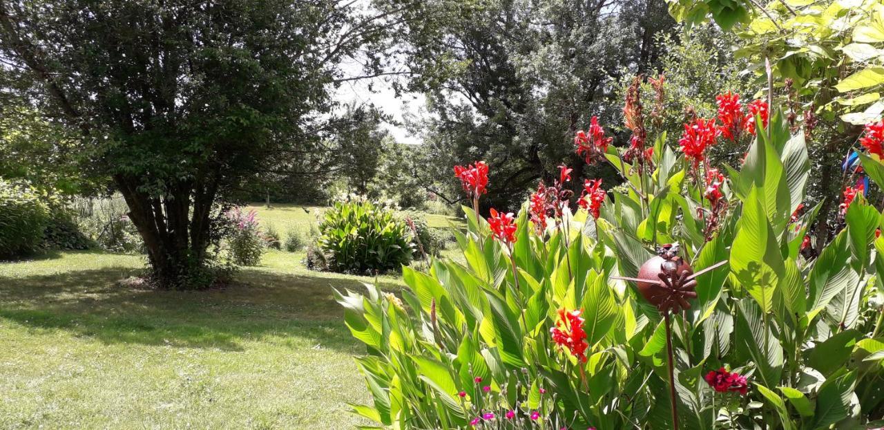 Saint-Michel-de-Montaigne Relais De La Renaissance Bed & Breakfast エクステリア 写真