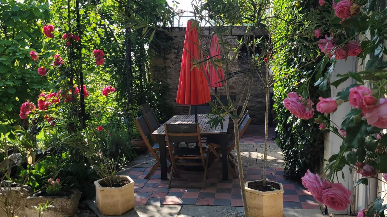 Saint-Michel-de-Montaigne Relais De La Renaissance Bed & Breakfast エクステリア 写真